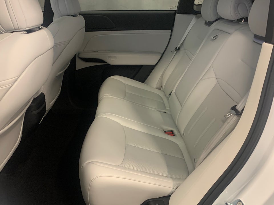 Xpeng G6 Performance 5d