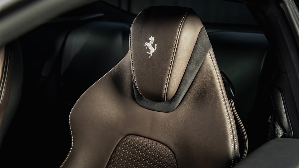 Ferrari Roma 3,9 DCT 2d