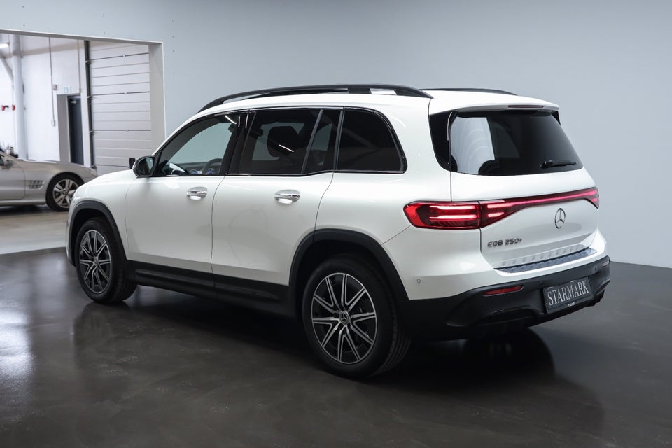 Mercedes EQB250+ AMG Premium 5d