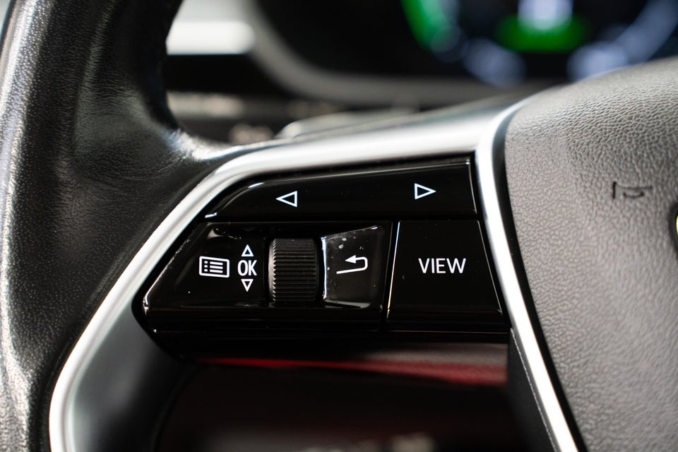 Audi e-tron 50 quattro 5d