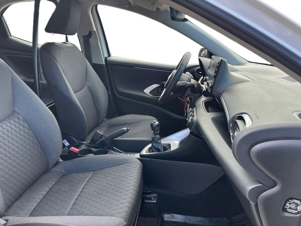 Toyota Yaris 1,5 Active Van 5d