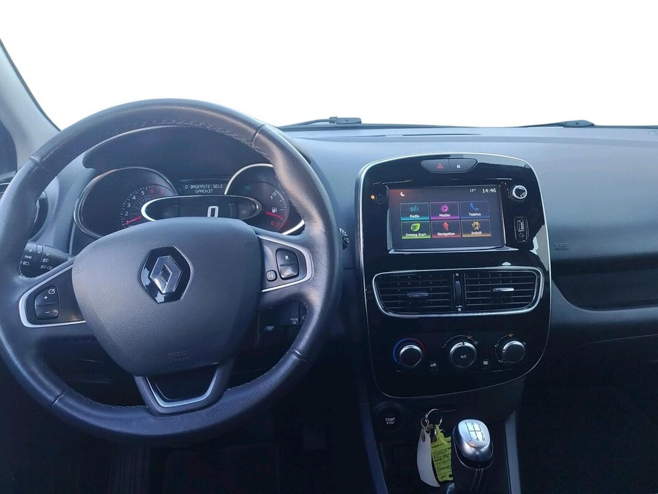 Renault Clio IV 0,9 TCe 90 Expression Sport Tourer 5d