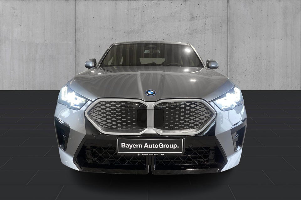 BMW iX2 eDrive20 M-Sport 5d