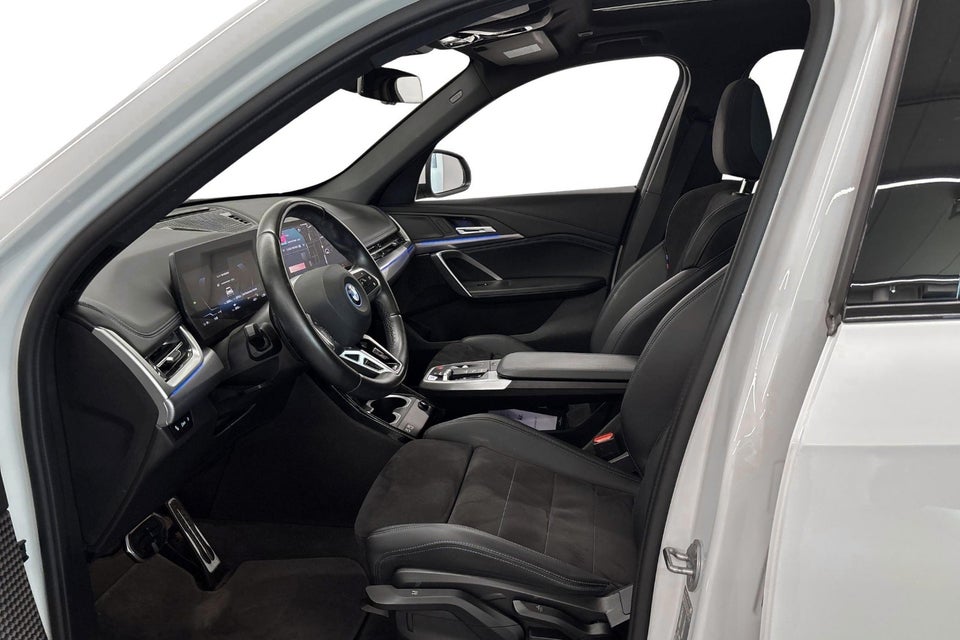 BMW iX1 eDrive20 M-Sport 5d