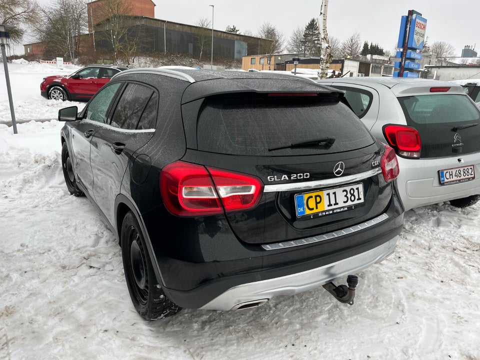 Mercedes GLA200 2,2 CDi Van 5d