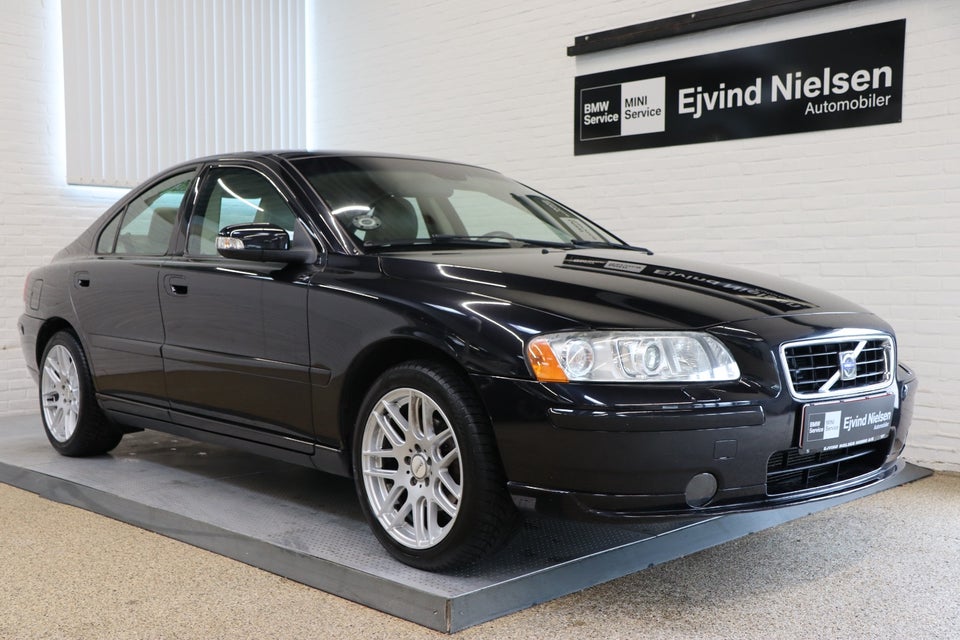 Volvo S60 2,4 140 4d