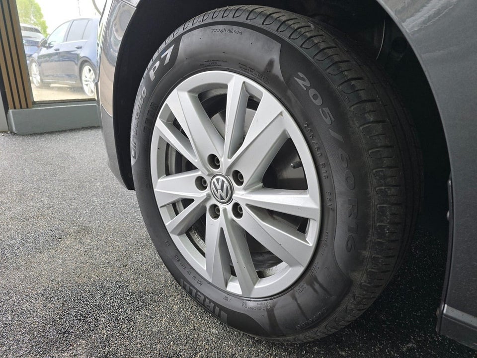 VW Touran 1,5 TSi 150 Highline DSG 7prs 5d