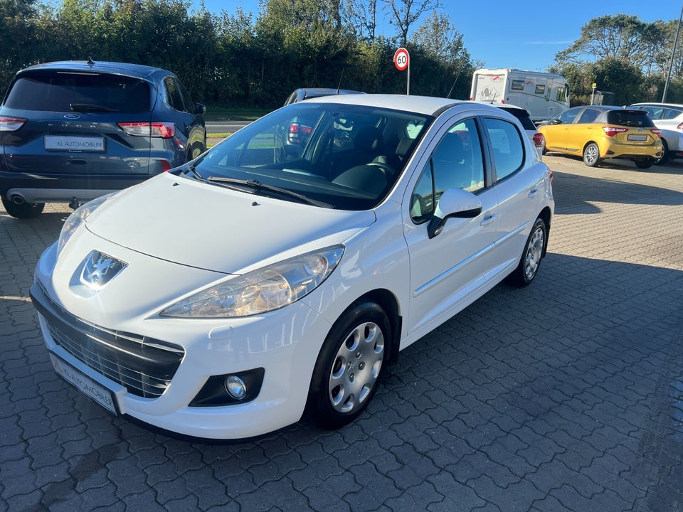 Peugeot 207 1,4 HDi 70 Comfort+ 5d