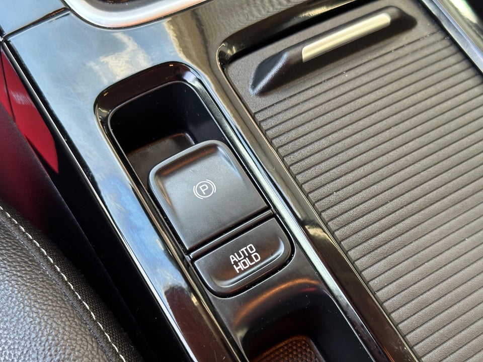 Kia Ceed 1,6 PHEV Prestige SW DCT 5d