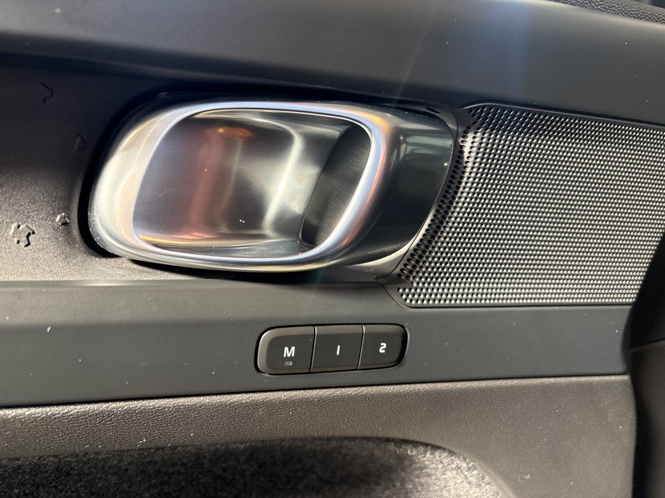 Volvo XC40 P6 ReCharge Plus 5d