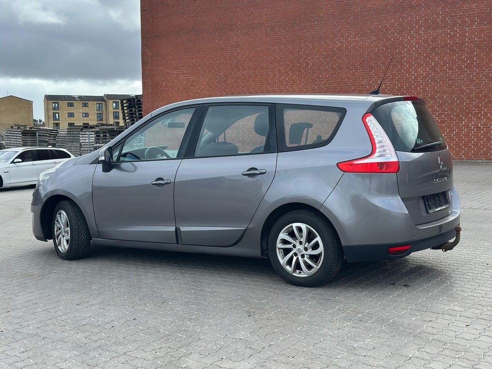 Renault Grand Scenic III 1,6 dCi 130 Dynamique 7prs 5d