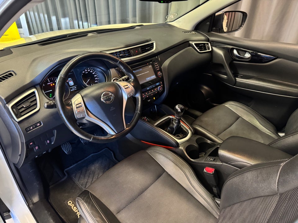 Nissan Qashqai 1,5 dCi 110 Tekna 5d