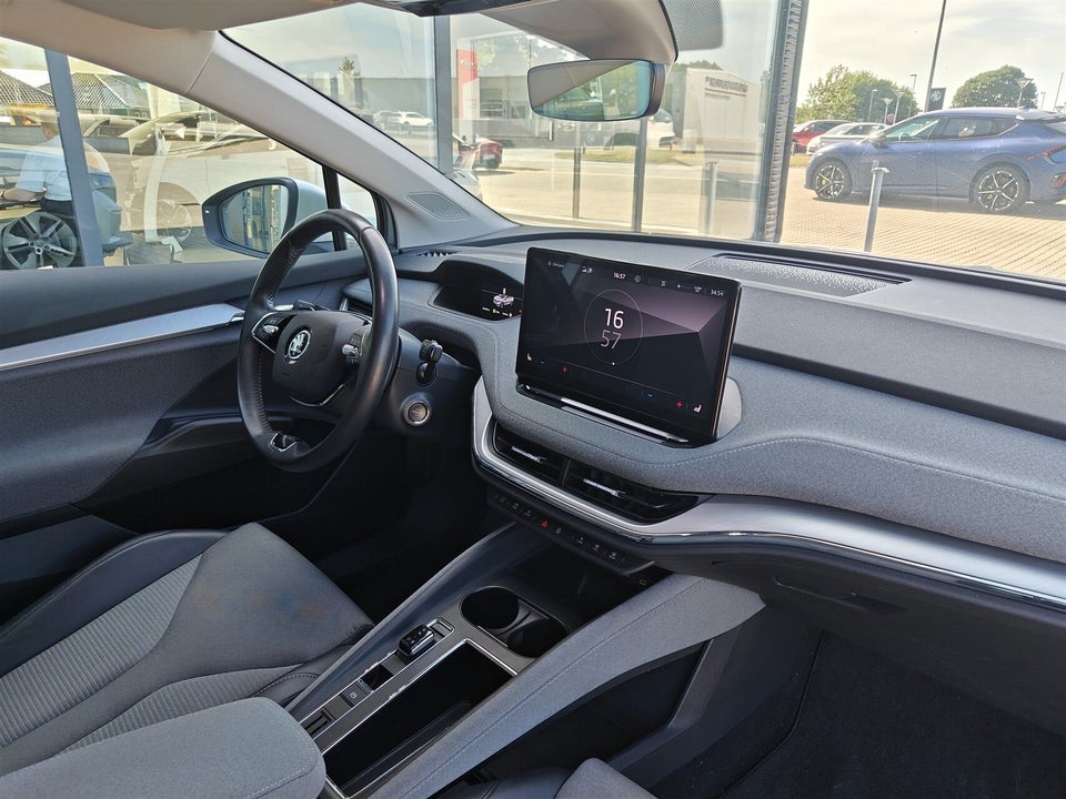 Skoda Enyaq 80 iV Plus 5d
