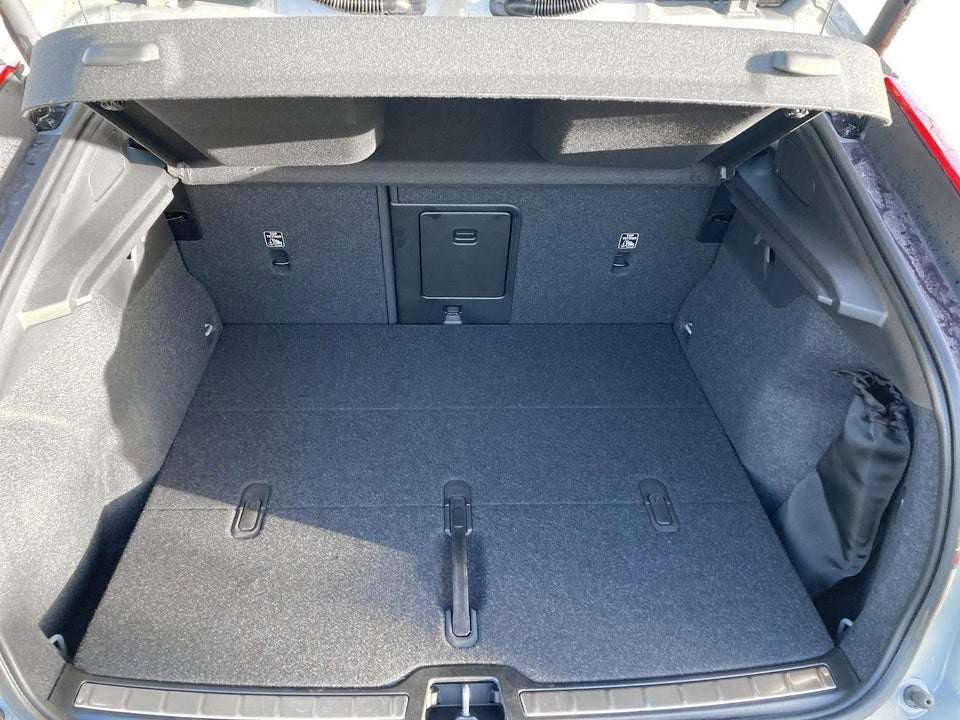 Volvo C40 ReCharge Extended Range Plus 5d