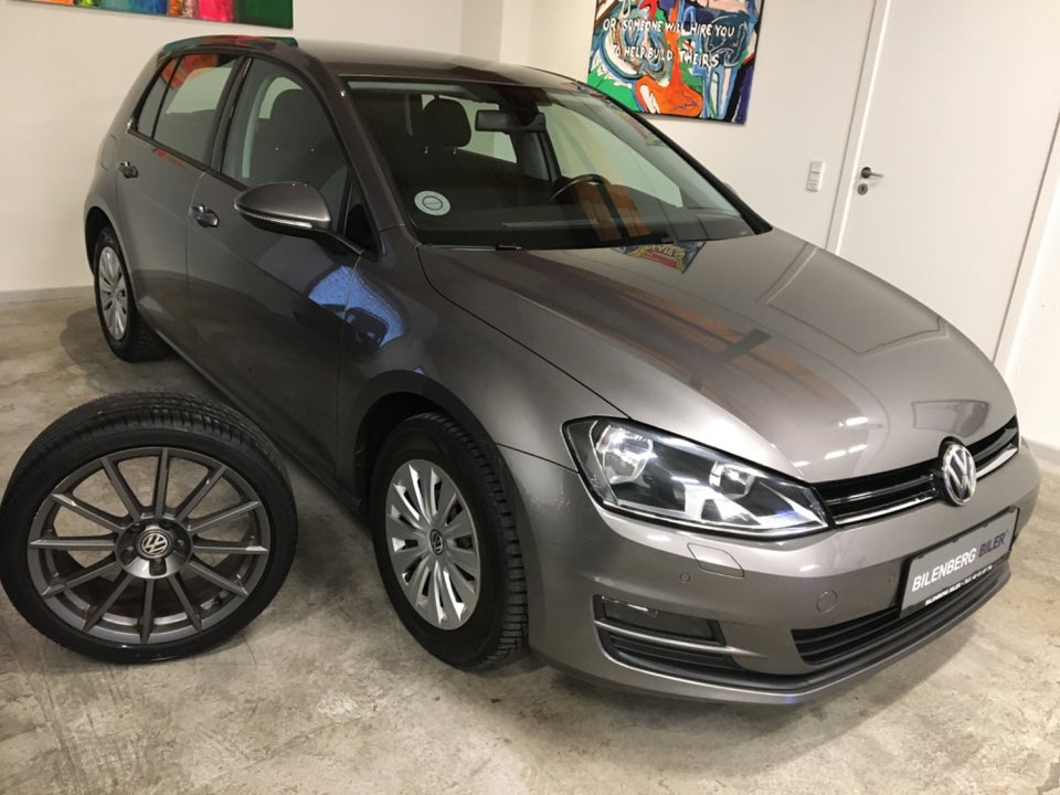 VW Golf VII 1,4 TSi 122 Comfortline BMT 5d