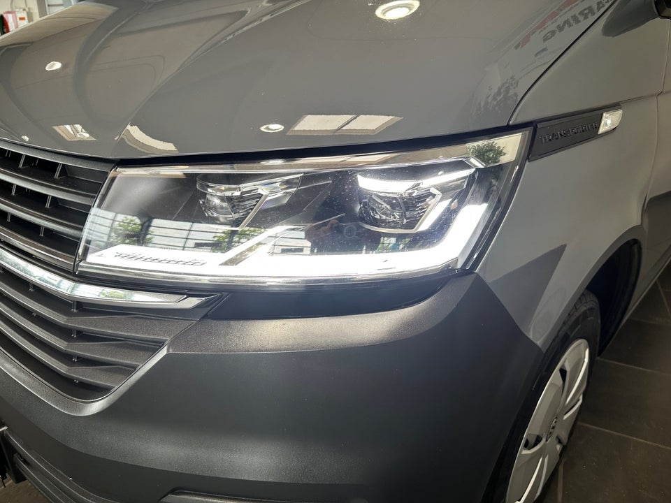 VW Transporter 2,0 TDi 150 Kassevogn DSG kort