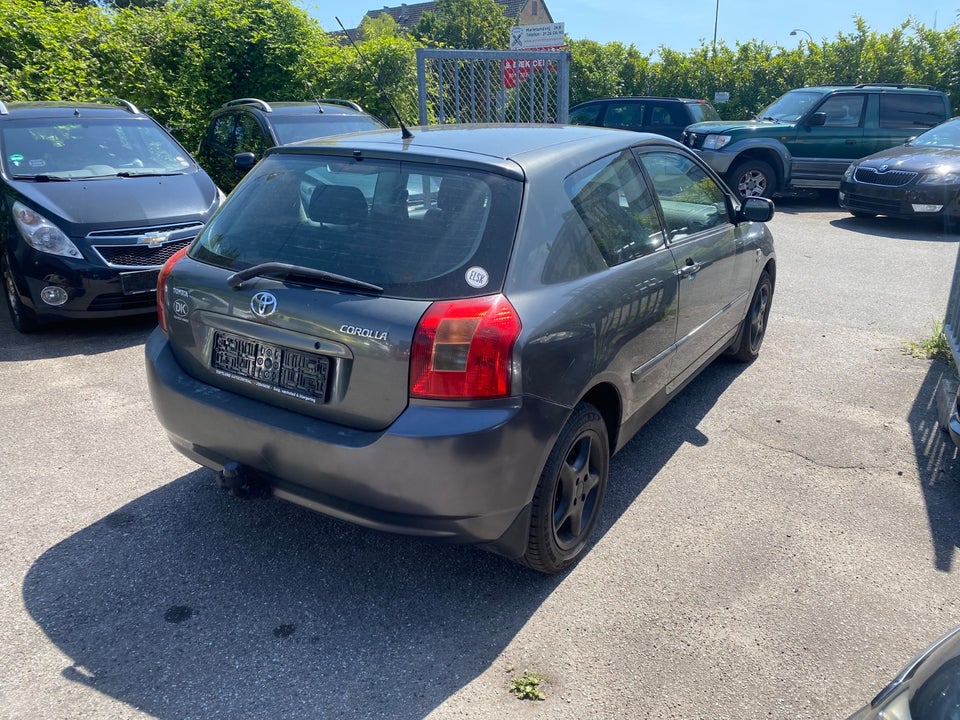 Toyota Corolla 1,4 Terra 3d