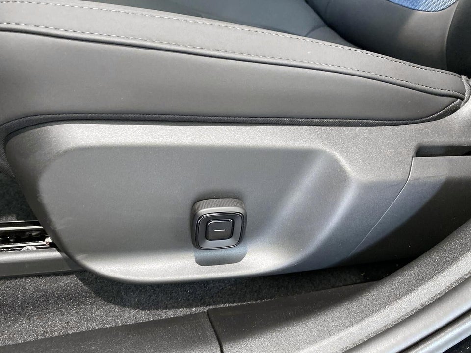 Volvo EX30 CC Twin Performance Ultra 5d