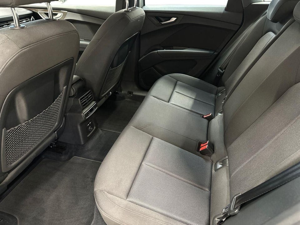 Audi Q4 e-tron 45 Attitude quattro 5d