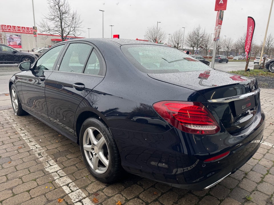 Mercedes E220 d 2,0 AMG Line aut. 4d