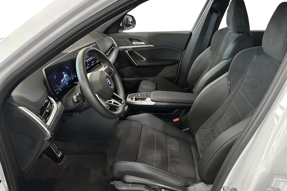 BMW iX1 eDrive20 M-Sport 5d