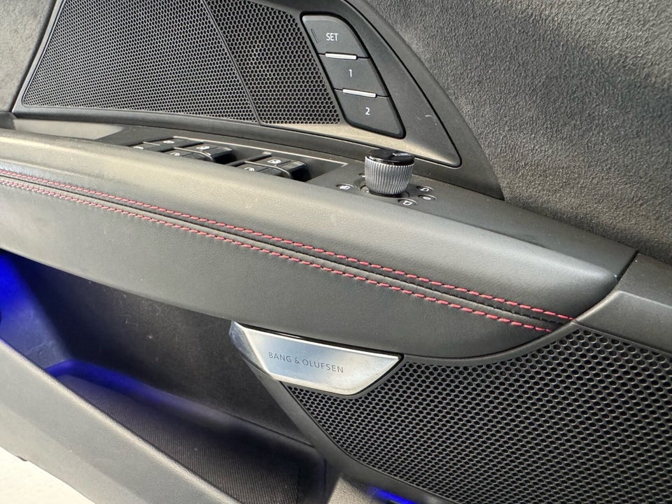 Audi RS e-tron GT quattro 4d