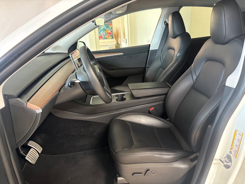 Tesla Model Y Performance AWD 5d