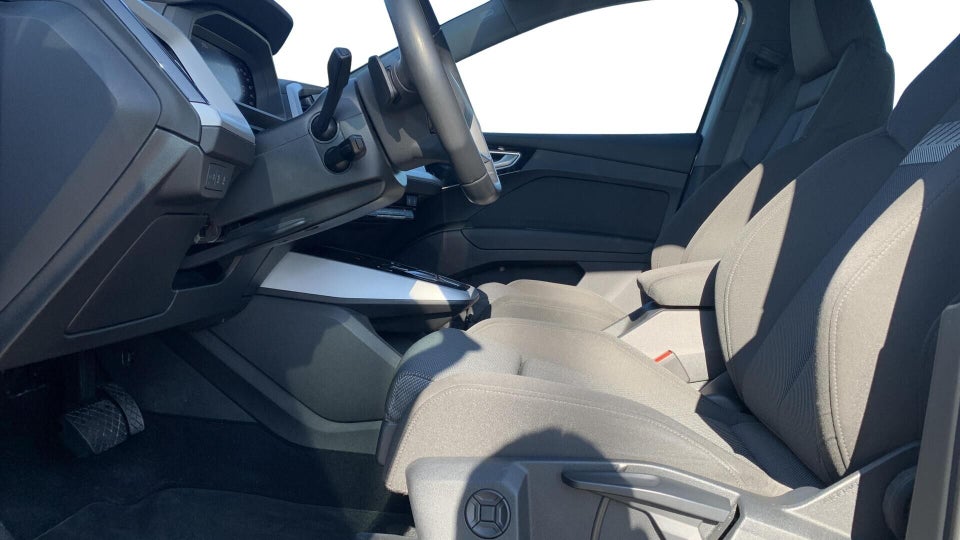 Audi Q4 e-tron 45 Attitude quattro 5d