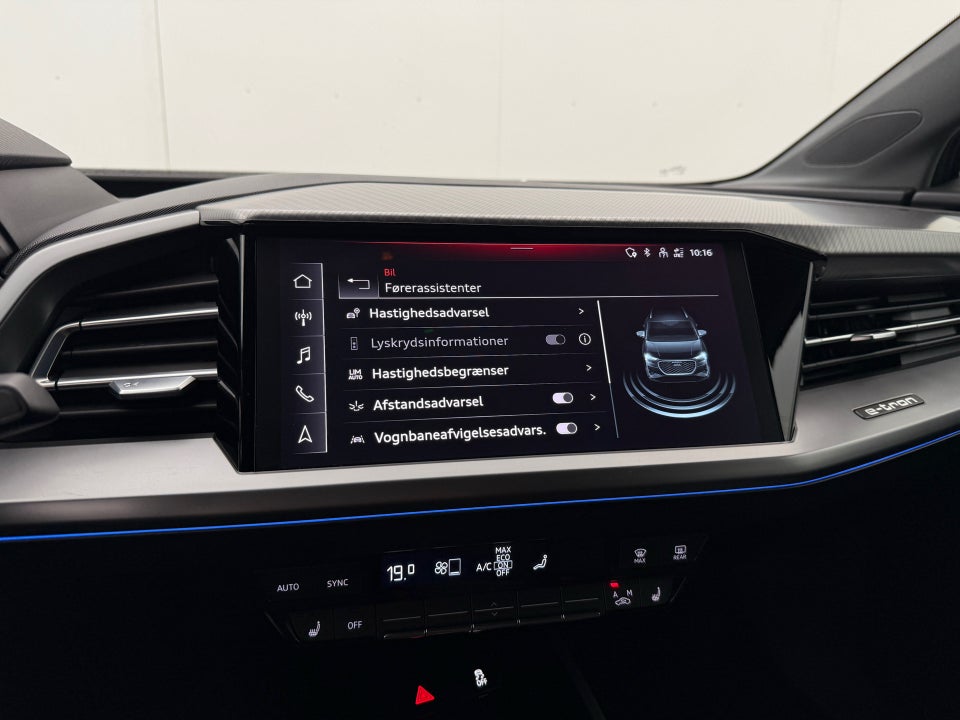 Audi Q4 e-tron 40  5d