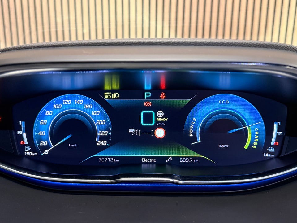 Peugeot 3008 1,6 Hybrid Allure Pack EAT8 5d