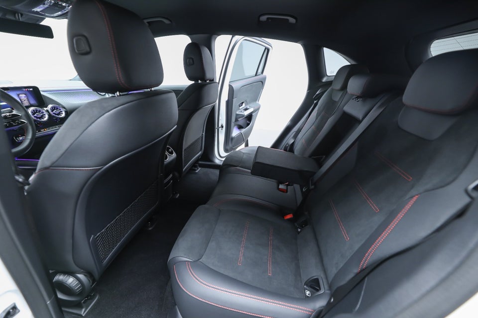 Mercedes EQA250+ AMG Advance 5d