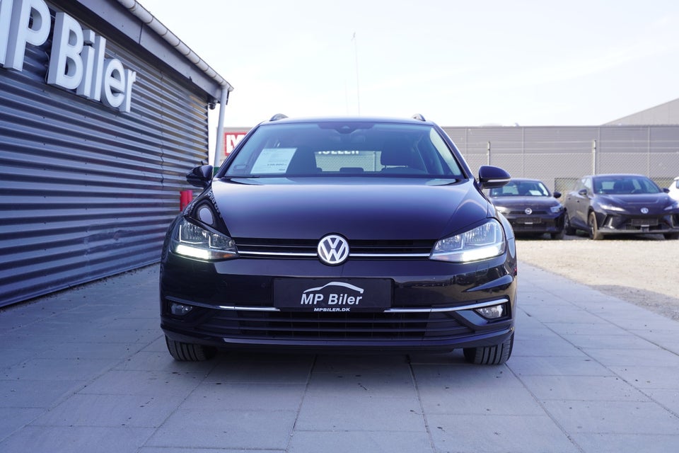 VW Golf VII 1,6 TDi 115 Comfortline Variant DSG 5d