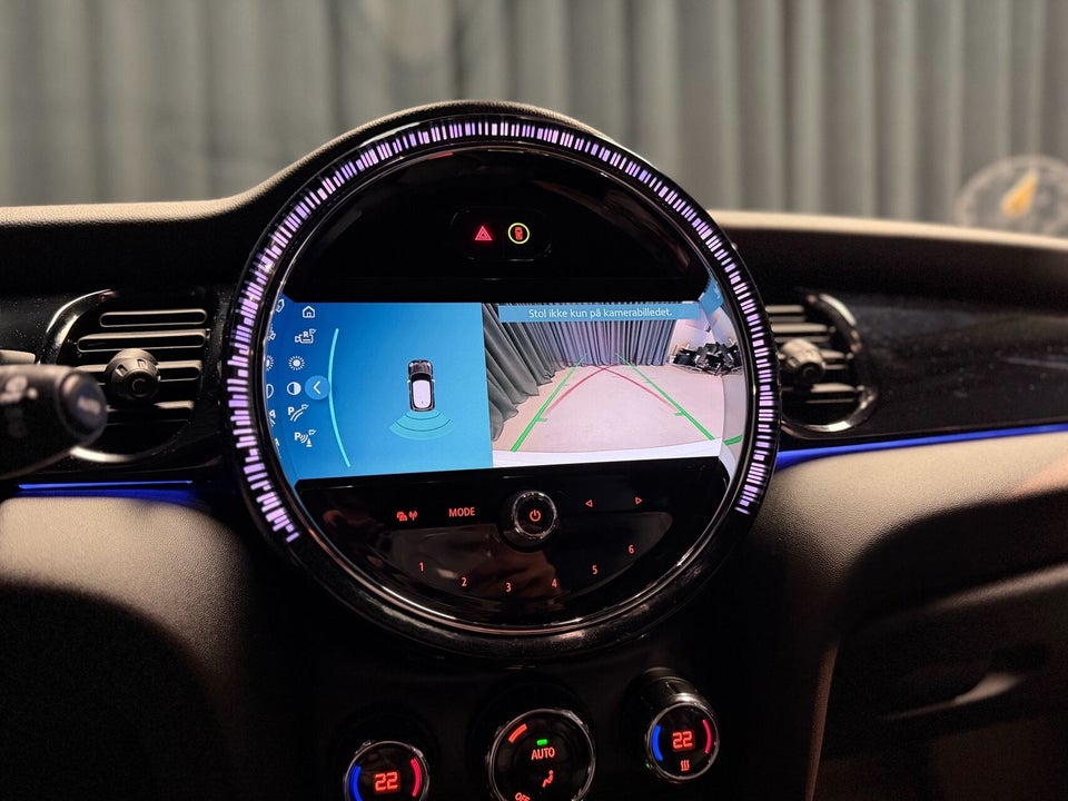 MINI Cooper SE Classic Trim 3d