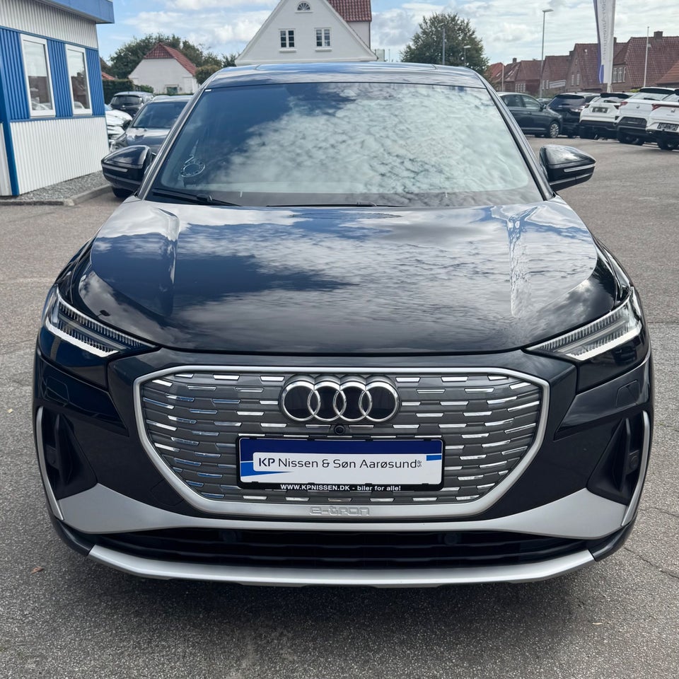Audi Q4 e-tron 50 S-line quattro 5d