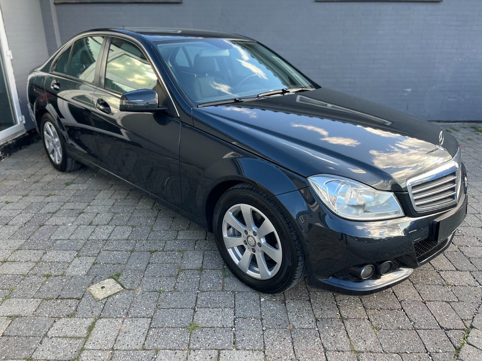 Mercedes C180 2,2 CDi BE 4d