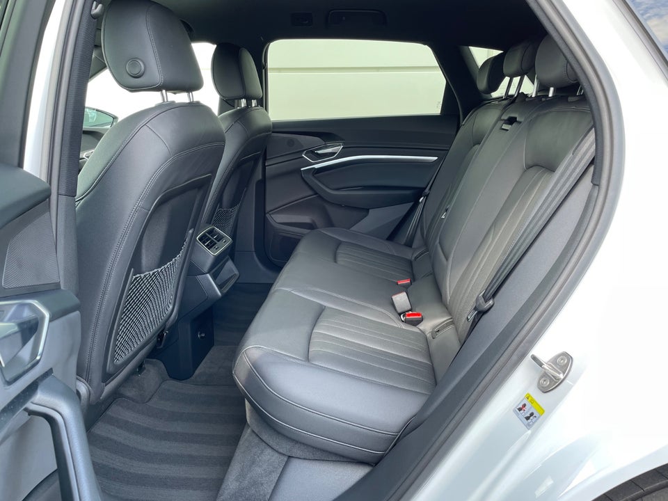 Audi e-tron 55 Advanced quattro 5d