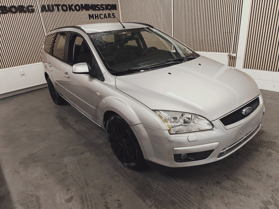 Ford Focus 1,6 Trend Collection stc. 5d