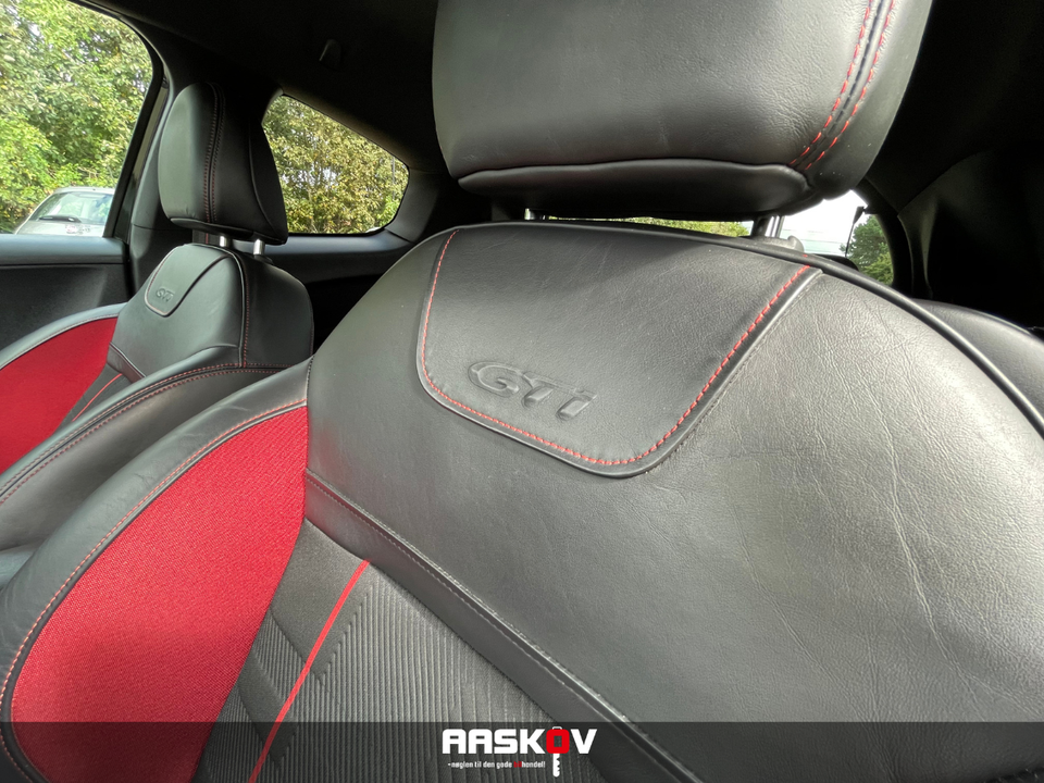 Peugeot 208 1,6 THP 208 GTi 3d