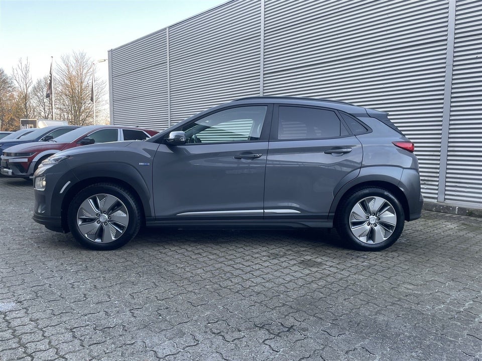 Hyundai Kona 64 EV Premium 5d
