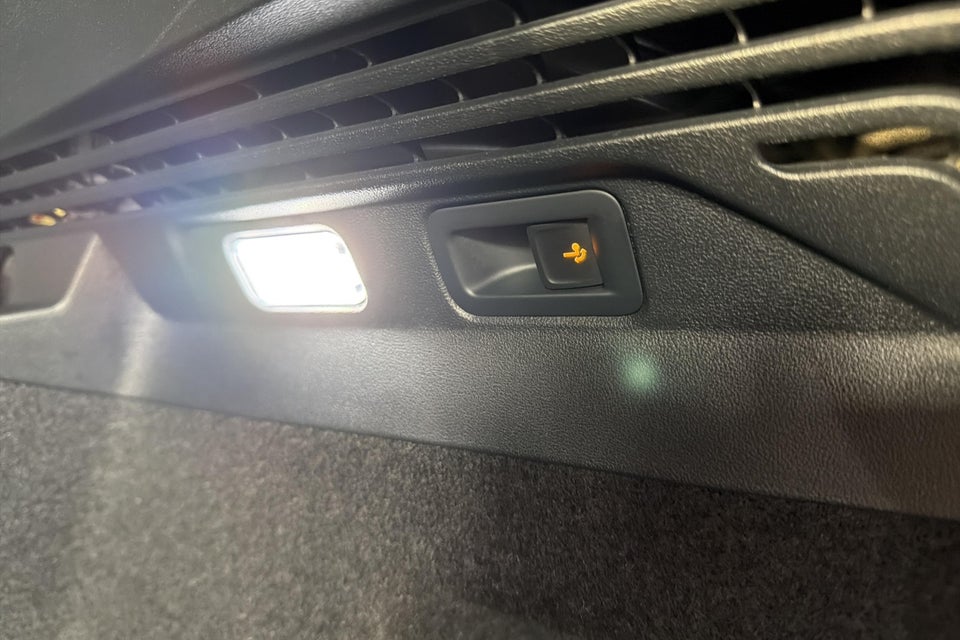 VW ID.4 77 Style 4Motion 5d