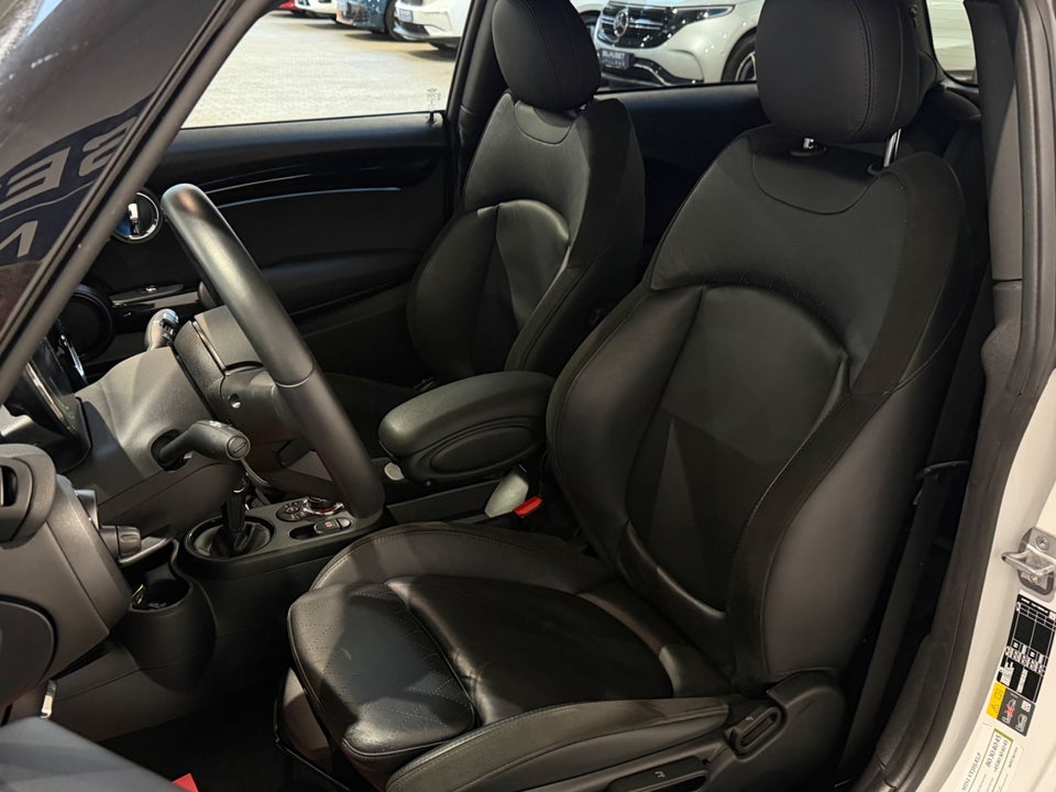 MINI Cooper SE Camden Edition 3d