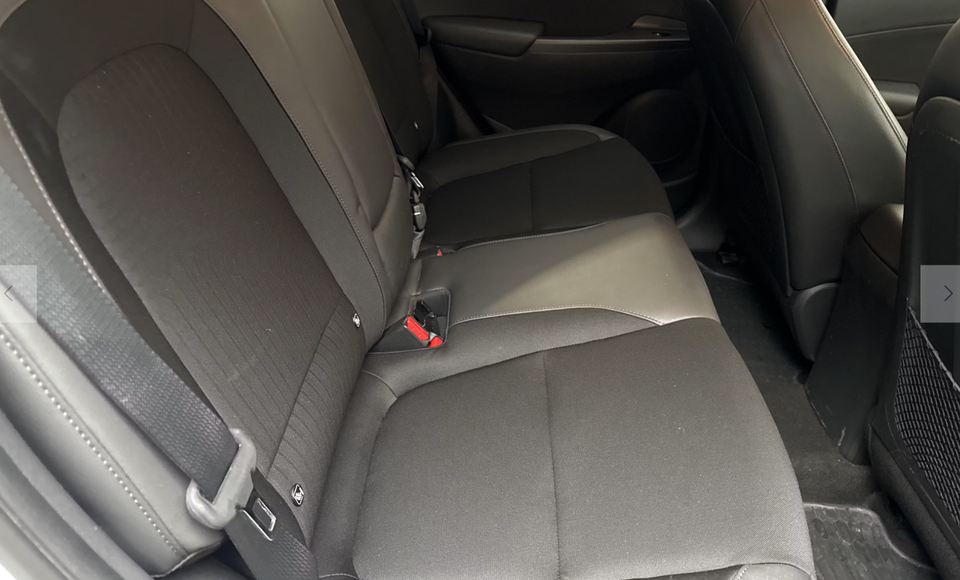 Hyundai Kona 64 EV Essential 5d