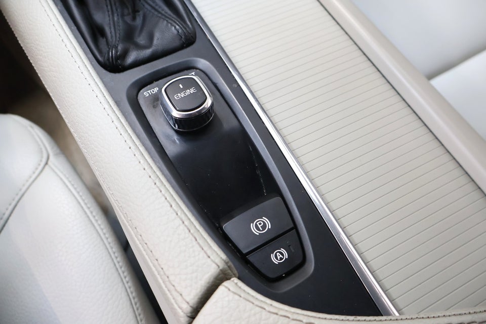 Volvo V90 2,0 D4 190 Momentum aut. 5d