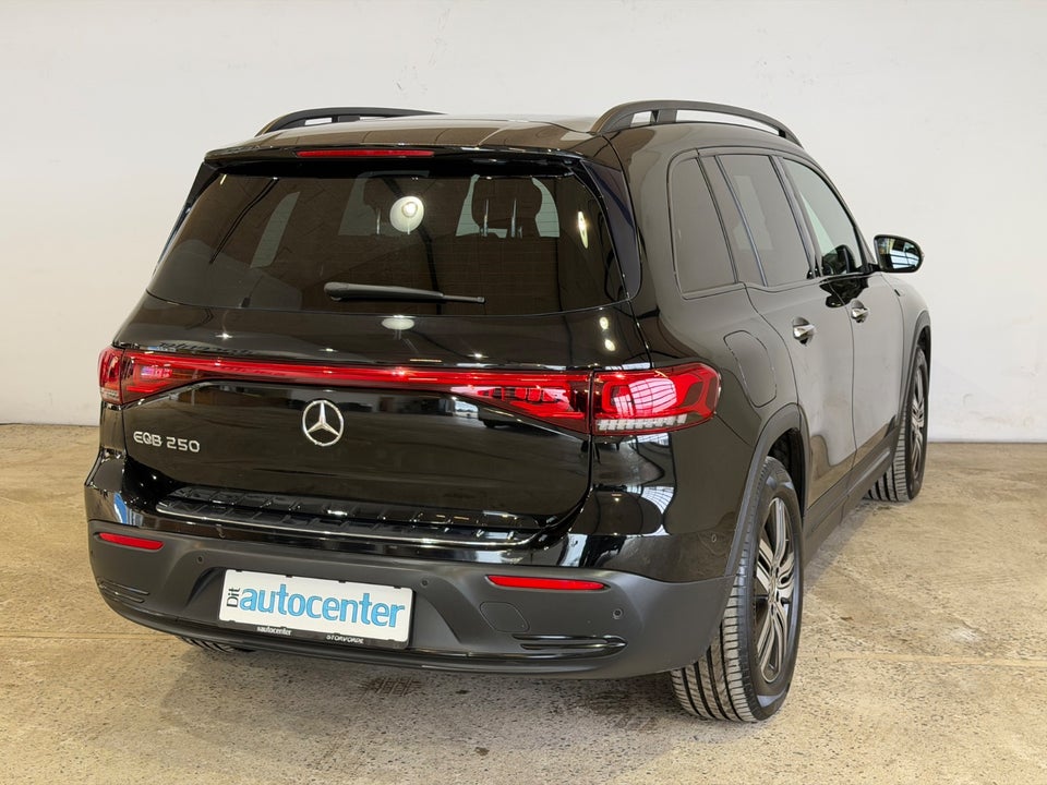 Mercedes EQB250 Progressive 5d