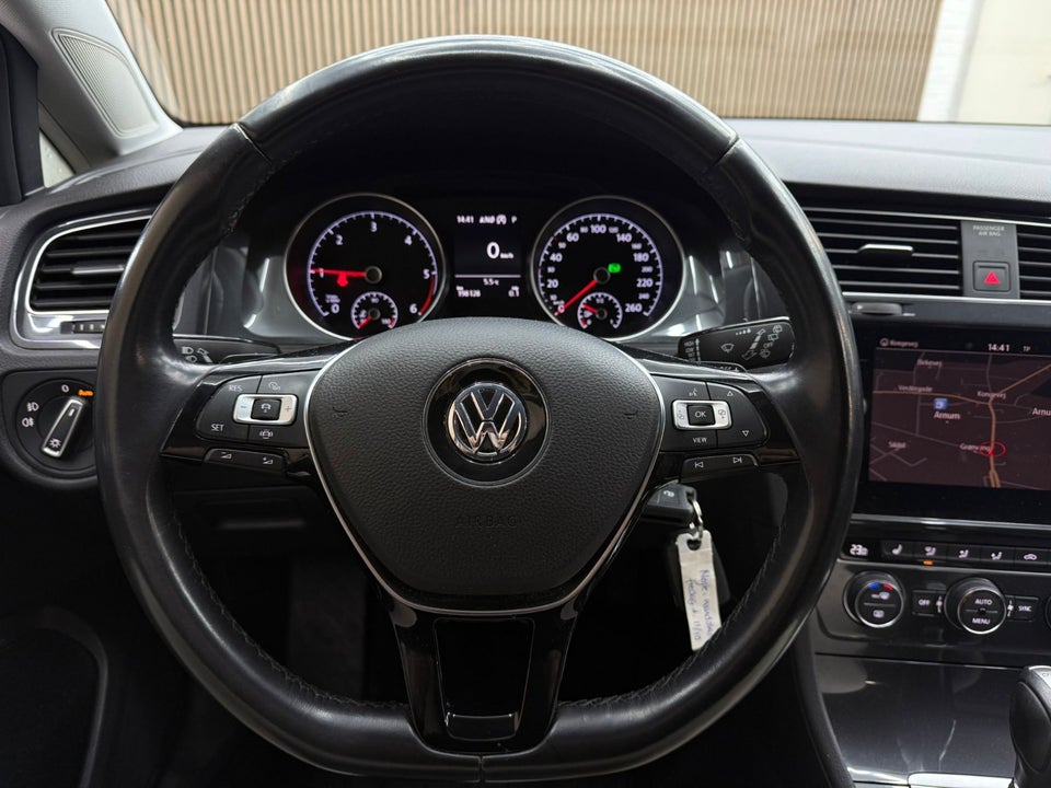 VW Golf VII 1,6 TDi 115 Comfortline Variant DSG 5d