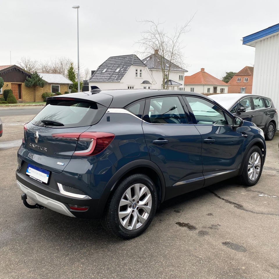 Renault Captur 1,6 E-Tech Intens 5d