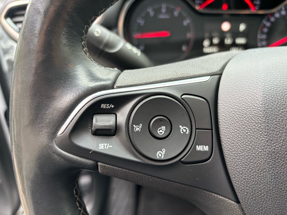 Opel Crossland 1,2 T 130 Ultimate aut. 5d