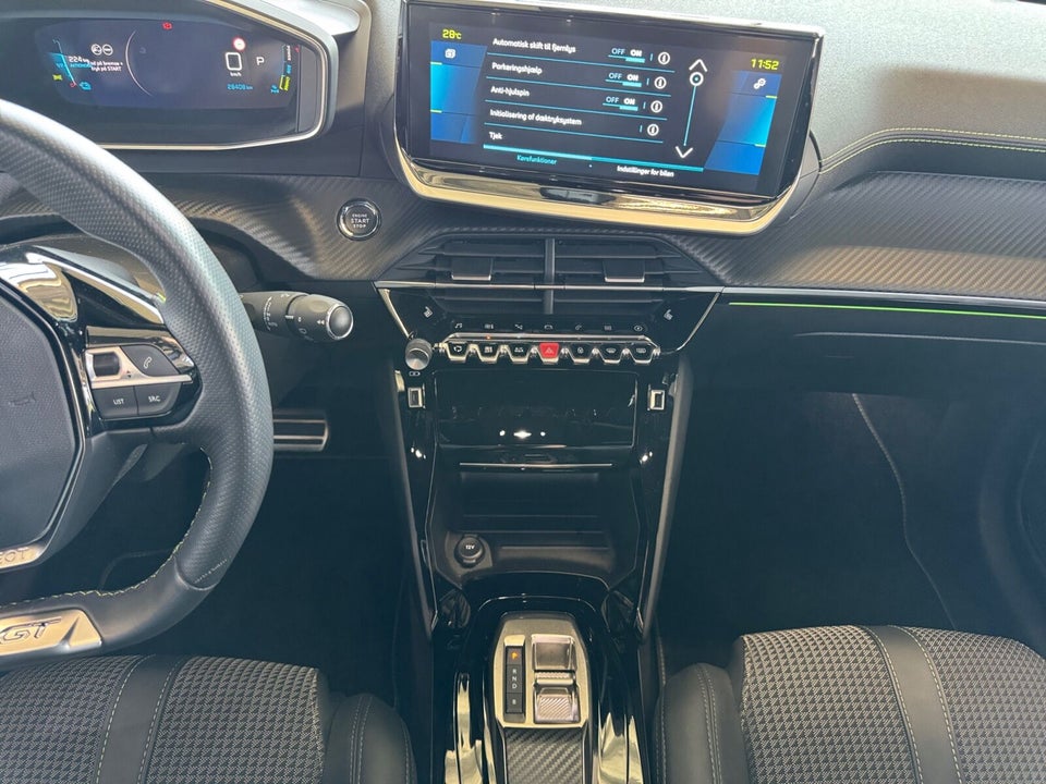 Peugeot e-208 50 GT 5d