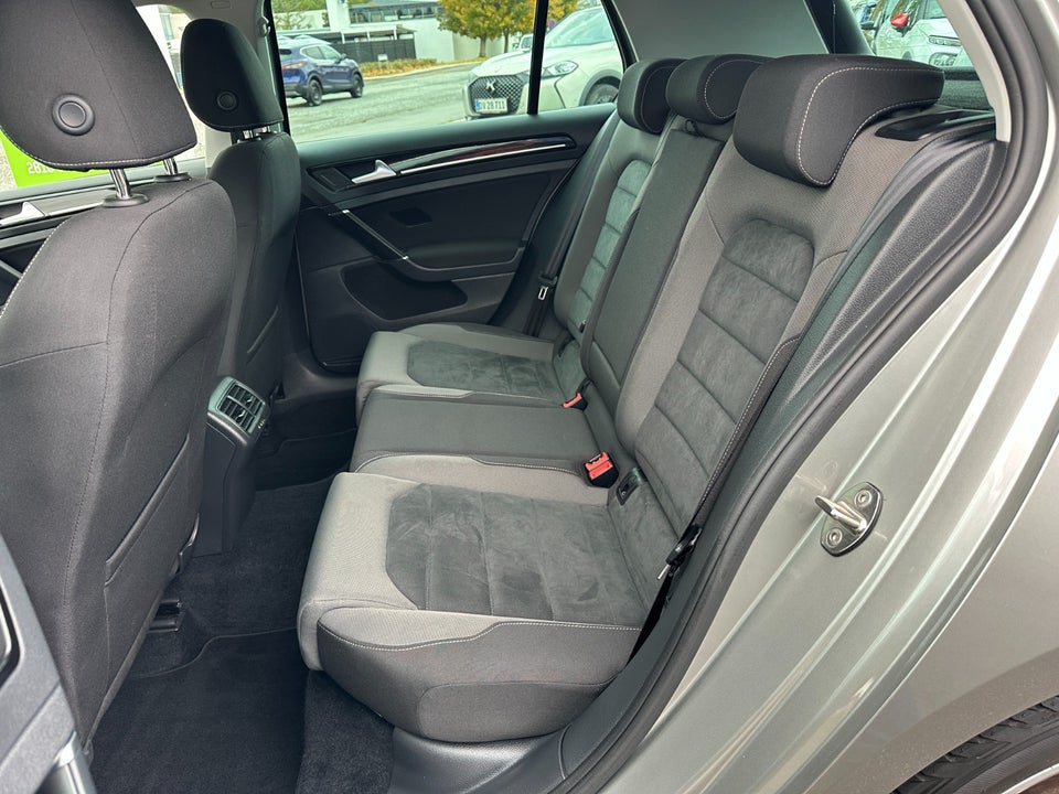 VW Golf VII 1,4 TSi 125 Highline DSG 5d