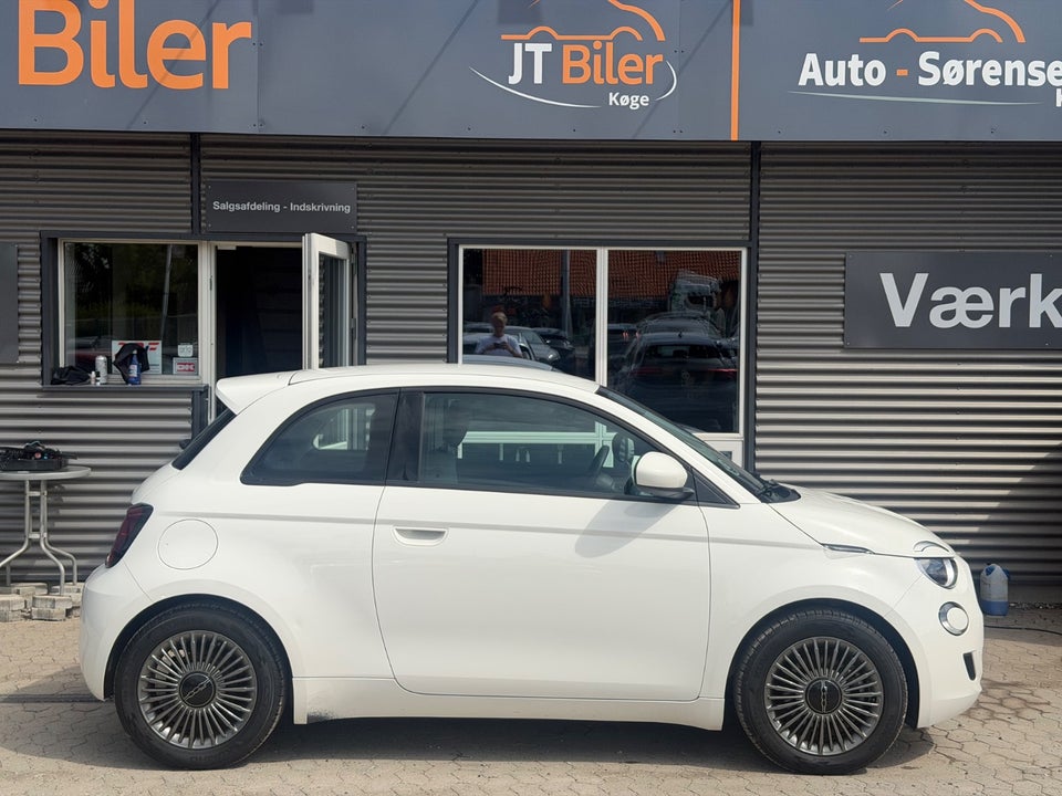 Fiat 500e 42 Icon 3d